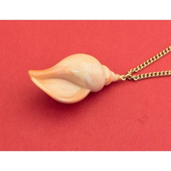 Mermaid Beige Sea Shell Necklace 27 Inches By Avon F16 - Picture 2 of 5
